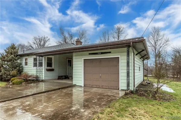 $199,900 | 7529 Valley Cir Lane, Boston, NY 14075