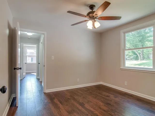 $1,800 | 202 Pleasant Drive, Columbia, TN 38401