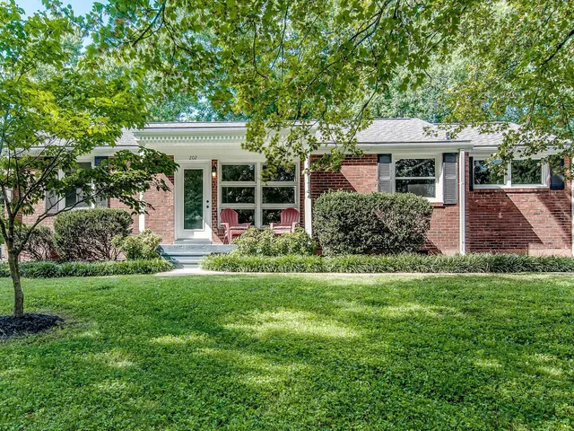 $1,800 | 202 Pleasant Drive, Columbia, TN 38401