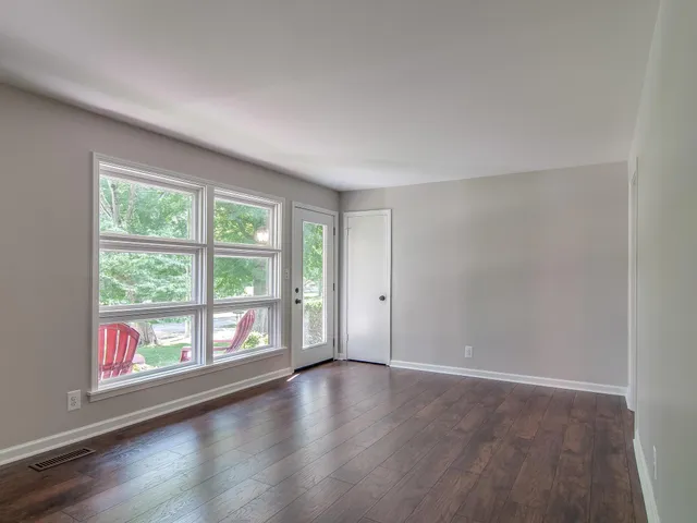 $1,800 | 202 Pleasant Drive, Columbia, TN 38401