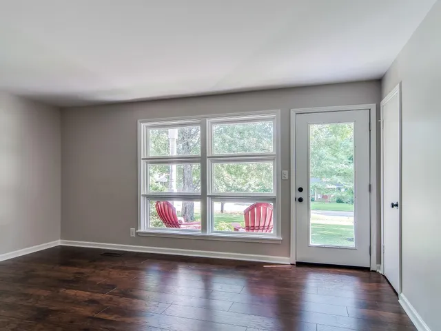 $1,800 | 202 Pleasant Drive, Columbia, TN 38401