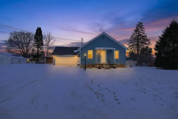 $190,000 | 424 Peacock Walk, Jackson, MI 49202