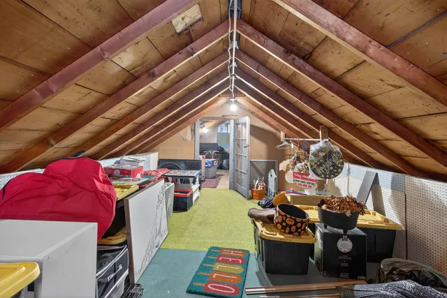 $175,000 | 424 Peacock Walk, Jackson, MI 49202