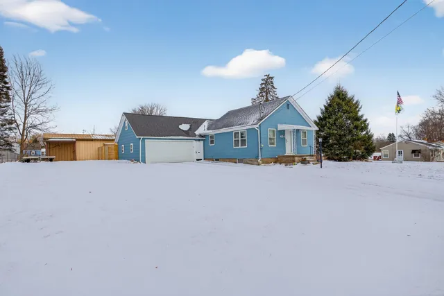 $175,000 | 424 Peacock Walk, Jackson, MI 49202