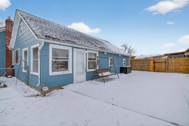 $175,000 | 424 Peacock Walk, Jackson, MI 49202