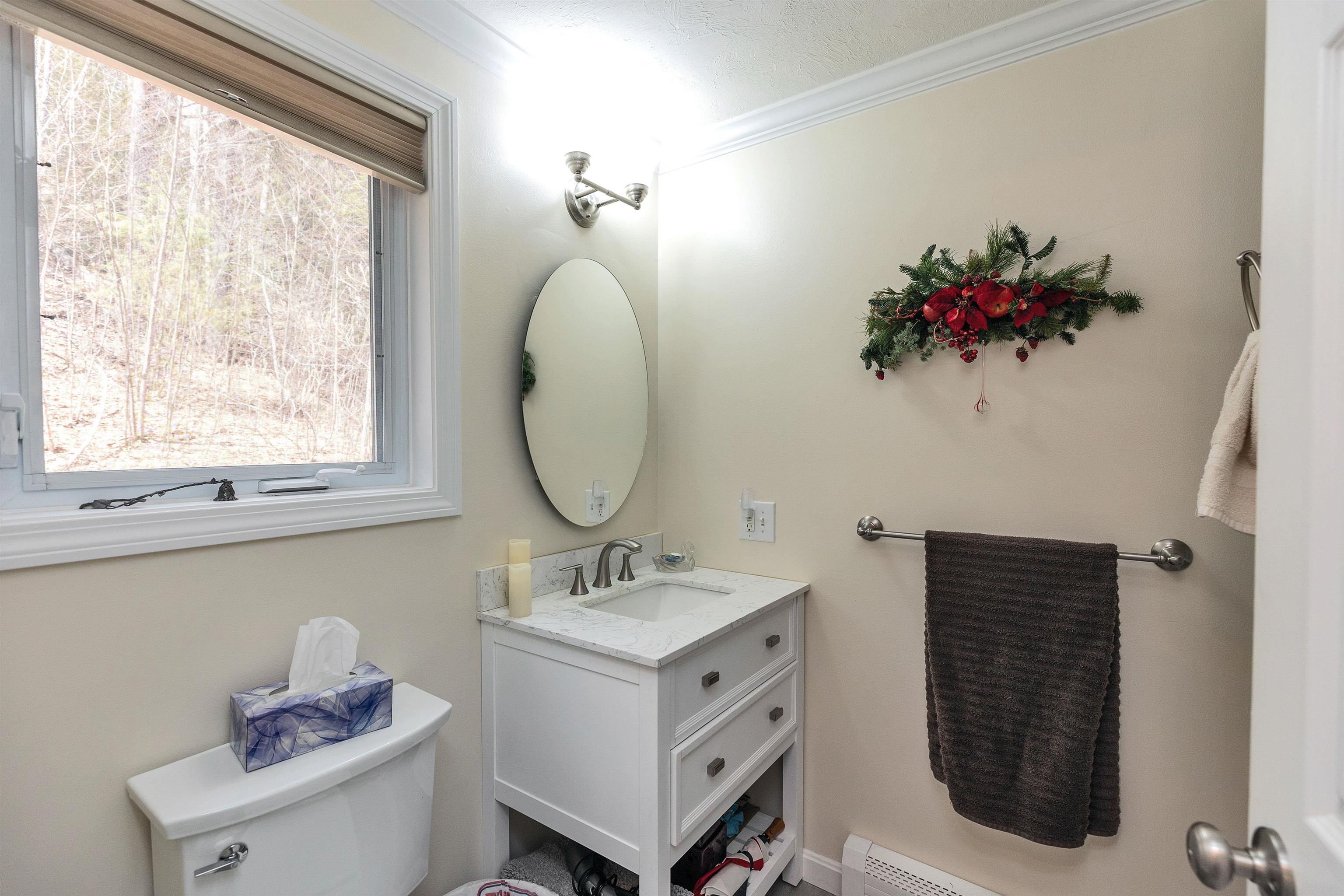62 Collins Landing Road, Unit 49 Weare, NH 03281 - Photo 9 of 59 Gallery Image 9