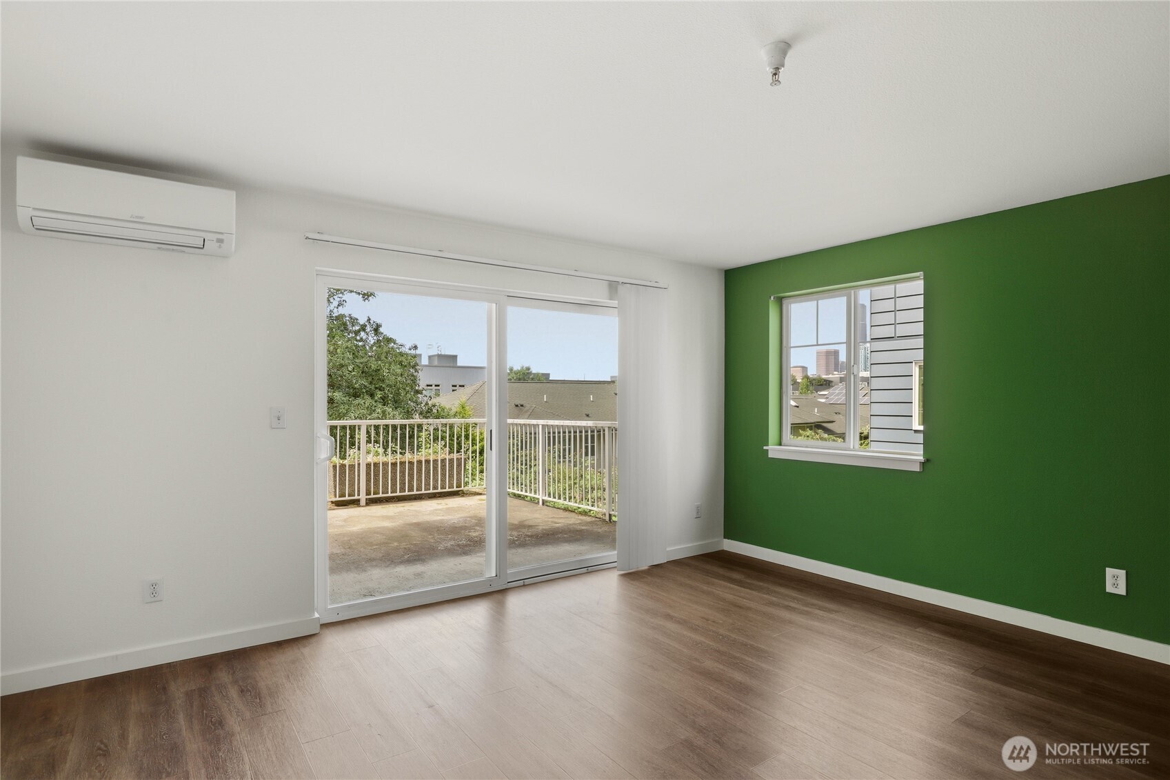 823 Davis Place South, Unit 104 Seattle, WA 98144 - Photo 10 of 23