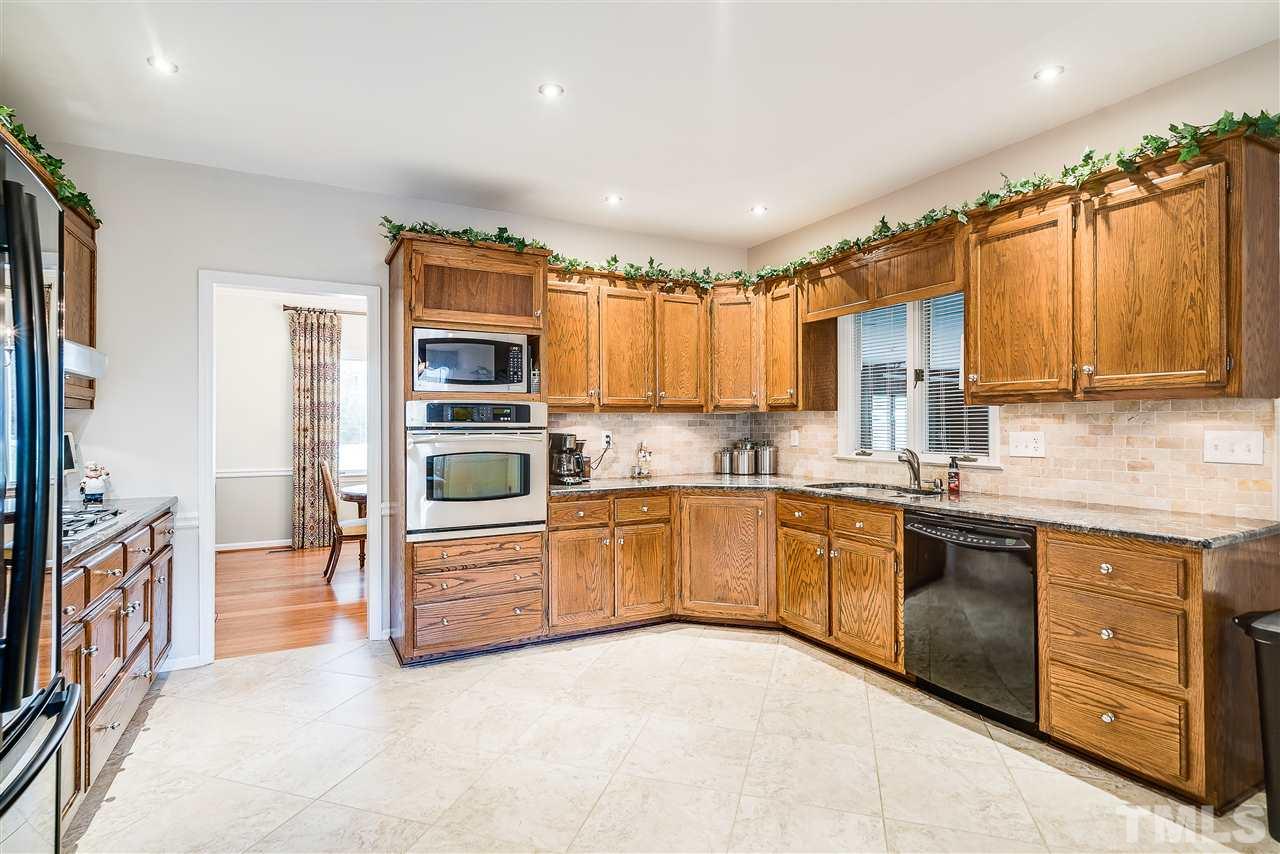 5 Chippers Way Durham, NC 27705 - Photo 8 of 25 Gallery Image 8