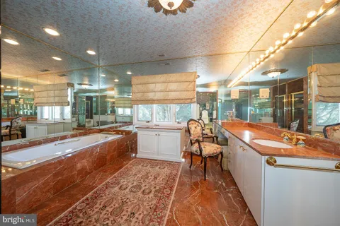 $849,000 | 1044 Lindy Lane, Unit 1044, Bala Cynwyd, PA 19004