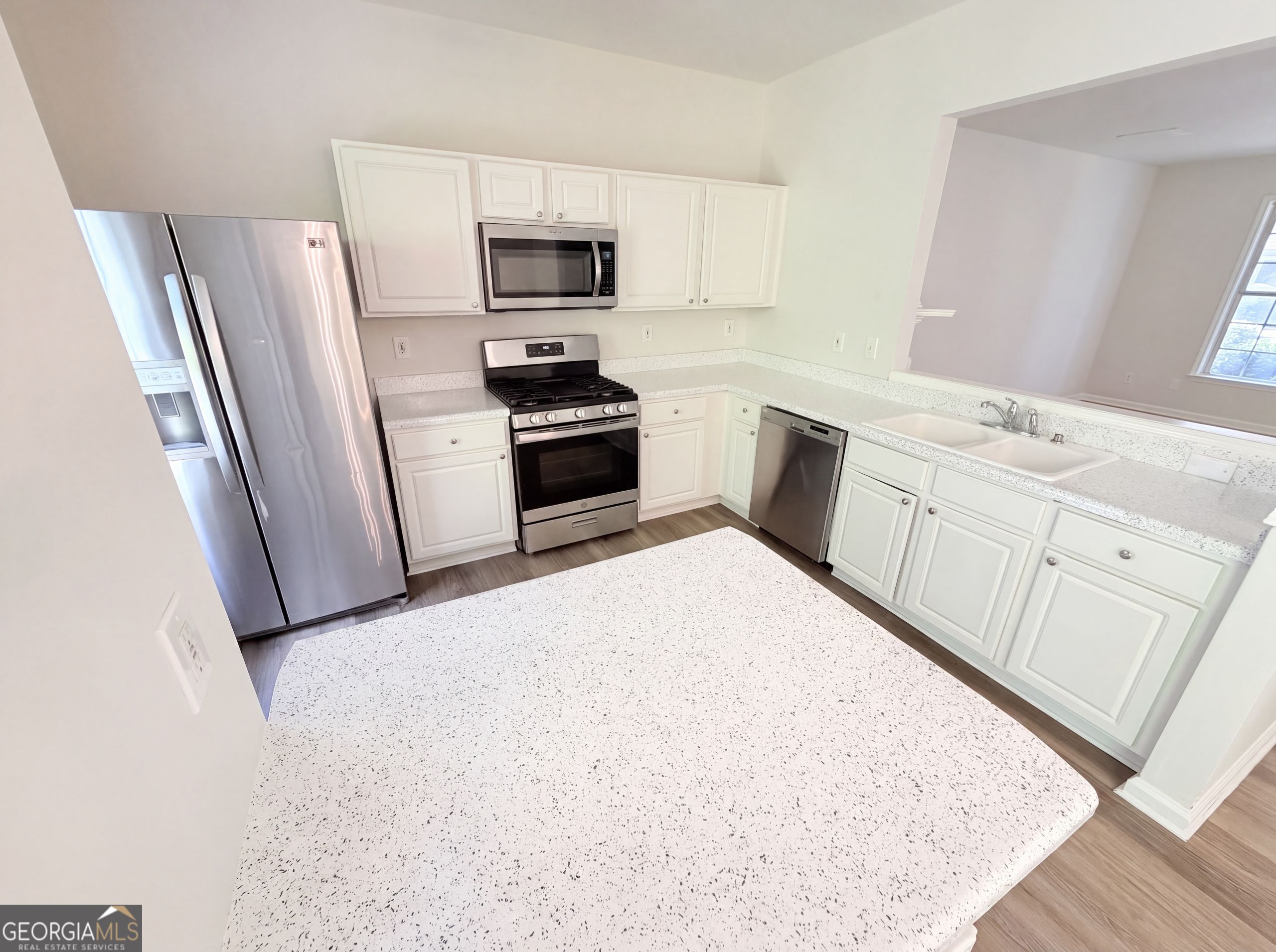 9155 Nesbit Ferry Road, Unit 53 Johns Creek, GA 30022 - Photo 2 of 28 Virtually Staged