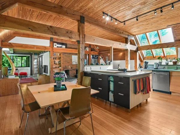 $699,000 | 125 Redrock Drive, Unit 302, Burlington, VT 05401