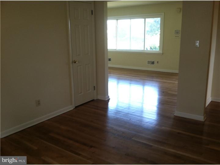 501 Boxwood Road Wilmington, DE 19804 - Photo 4 of 12 Gallery Image 4