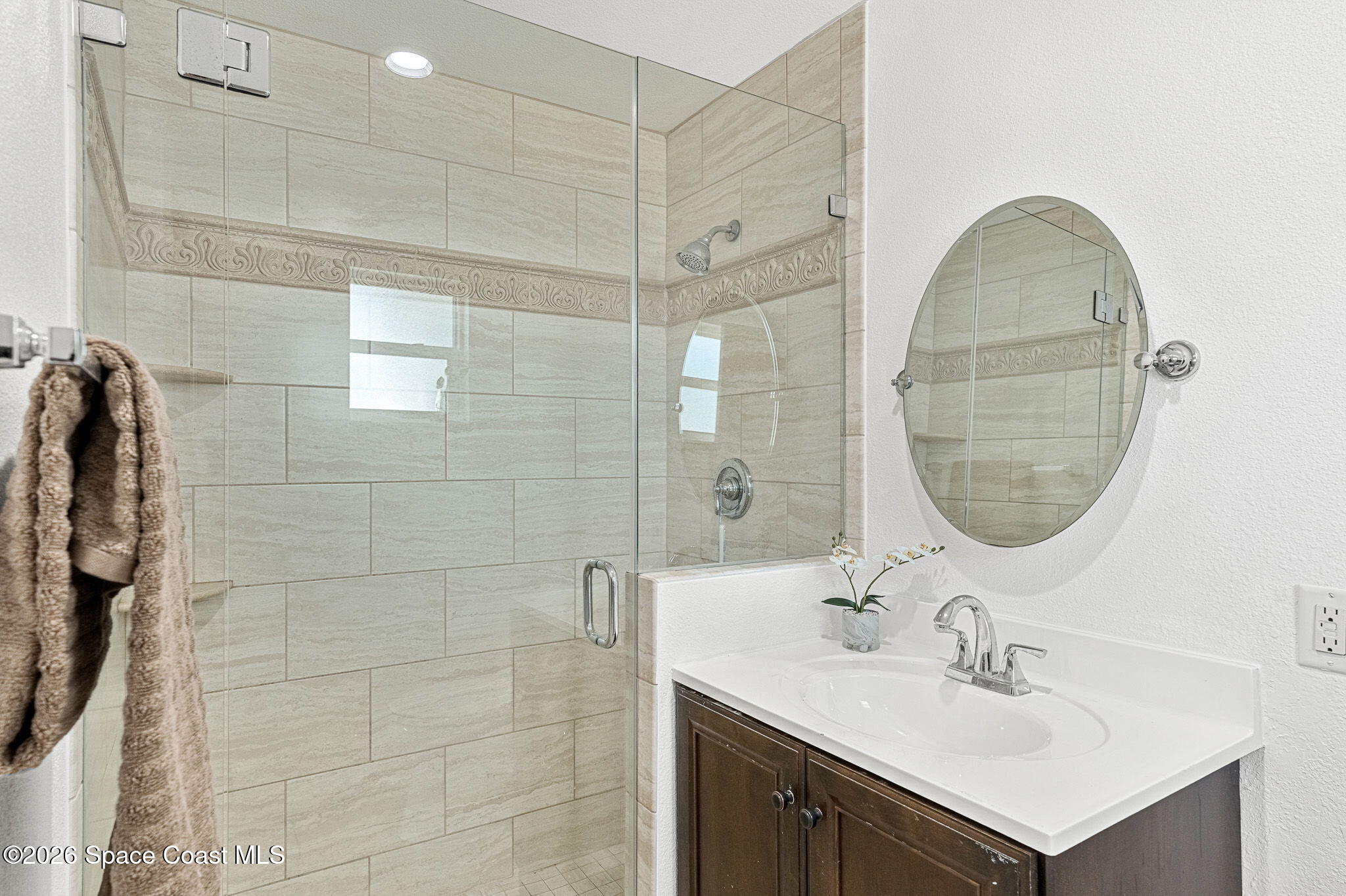135 Oakledge Drive Rockledge, FL 32955 - Photo 27 of 58 Guest Suite Bath