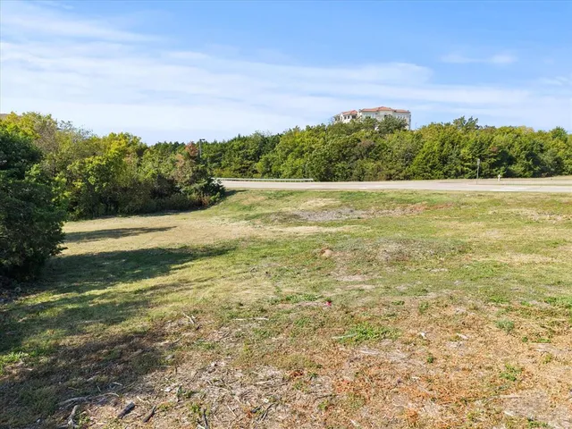 a view of an outdoor space and a yard