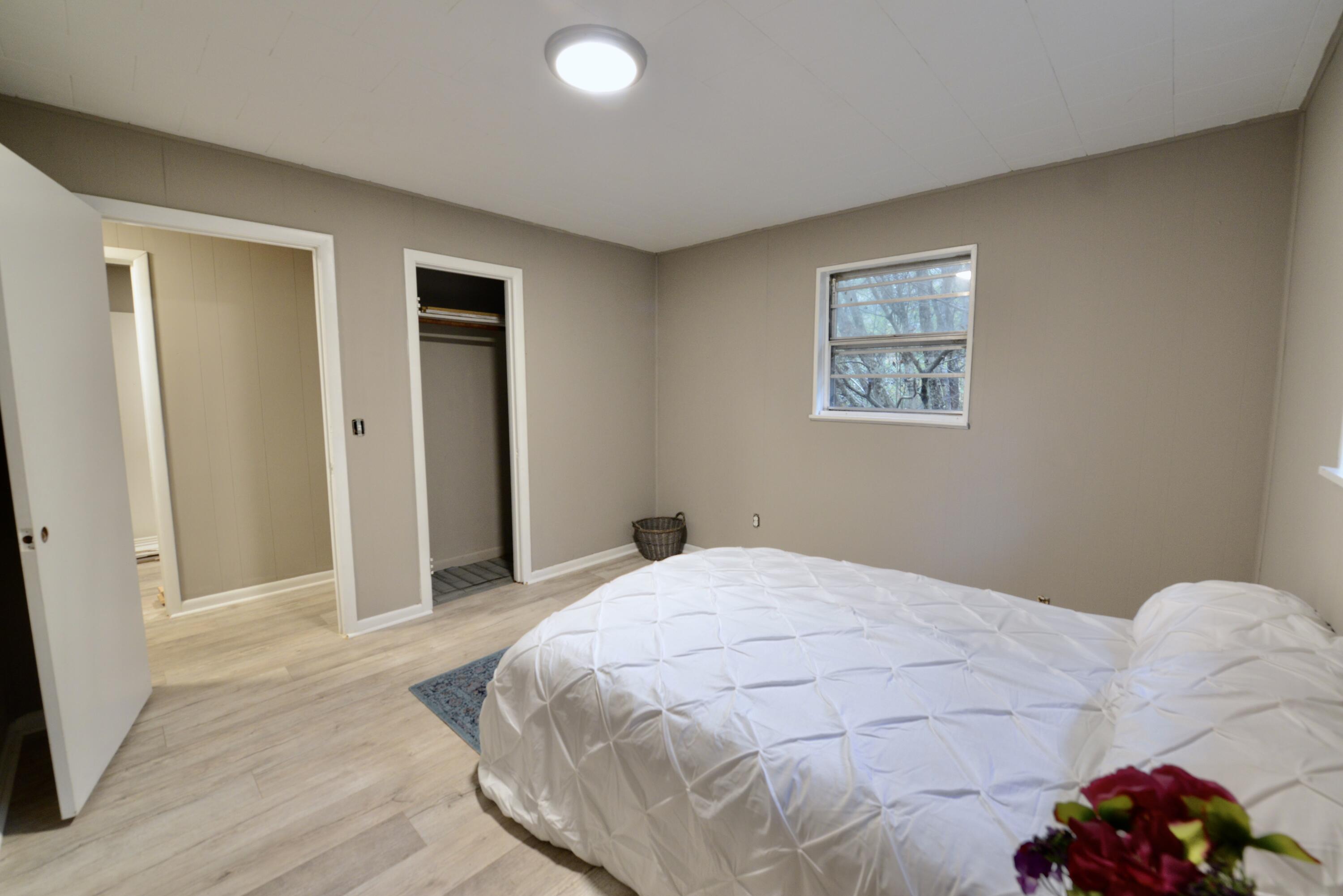 885 Tigues Creek Road Dayton, TN 37321 - Photo 8 of 14 5.5-Master Bedroom 1