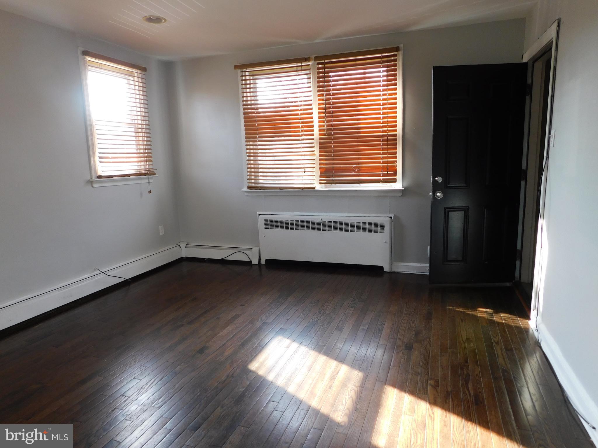 4243 Princeton Avenue Philadelphia, PA 19135 - Photo 3 of 12