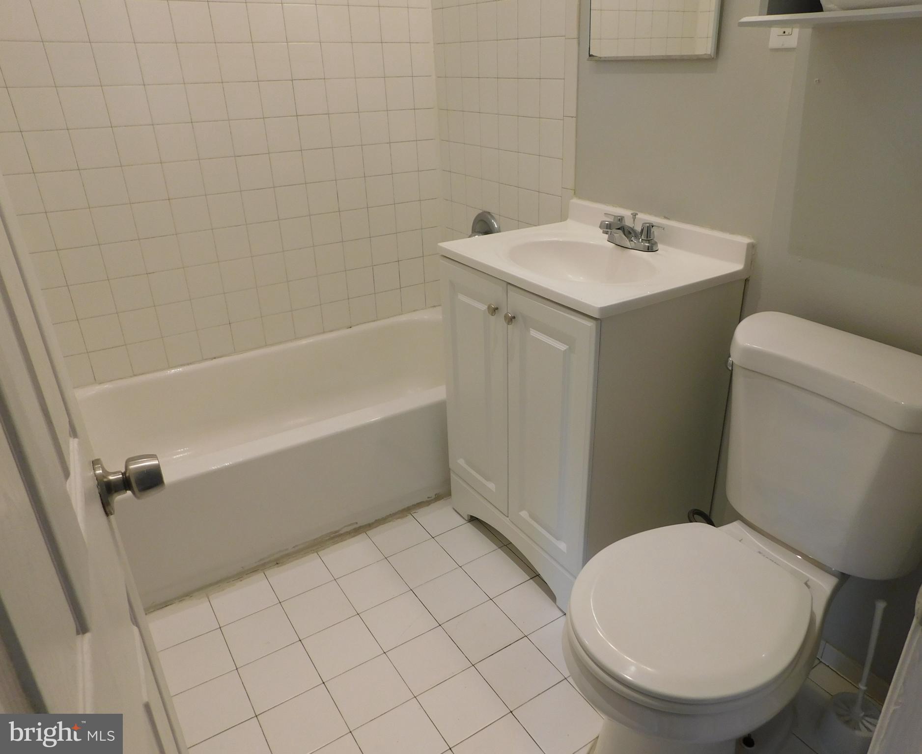 4243 Princeton Avenue Philadelphia, PA 19135 - Photo 7 of 12