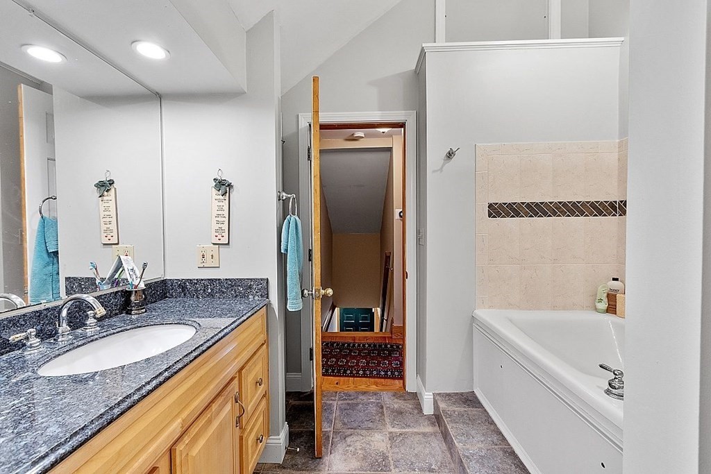 78 Kilbourn Road Lancaster, MA 01523 - Photo 39 of 42