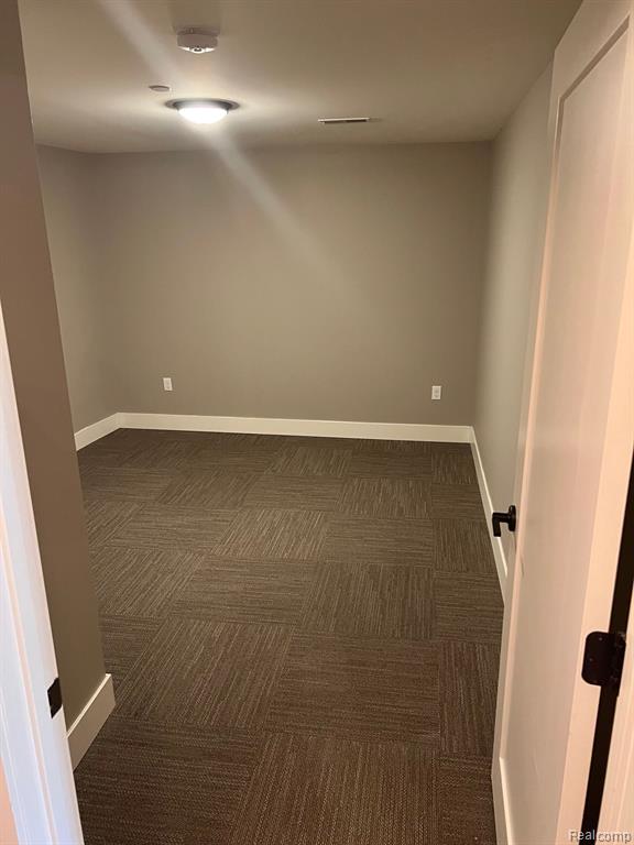 112 Walnut Boulevard, Unit 203 Rochester, MI 48307 - Photo 5 of 21