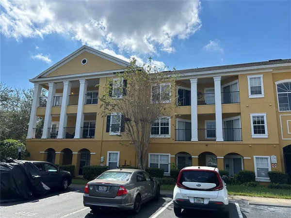 $1,950 | 3599 Conroy Road, Unit 934, Orlando, FL 32839