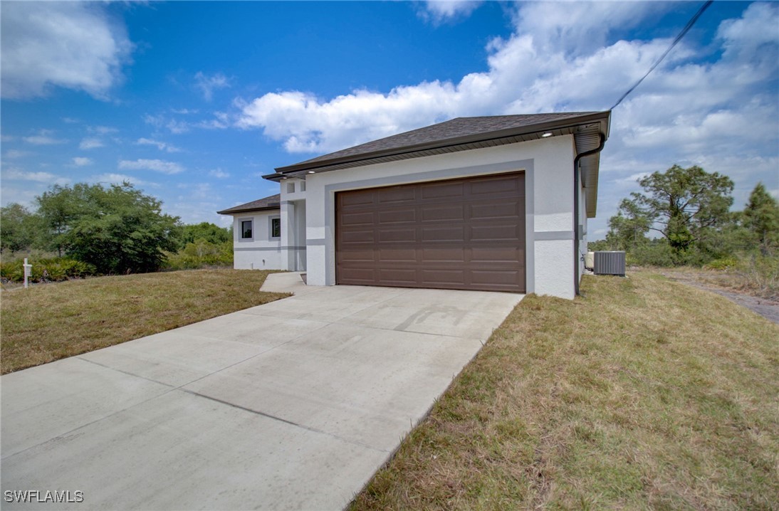 3529 Meadow Road Lehigh Acres, FL 33974 - Photo 3 of 42 Gallery Image 3