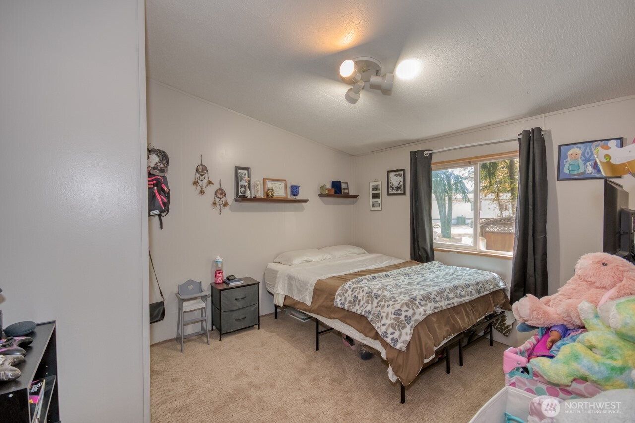 241 Avellana Road, Unit 2 Sequim, WA 98382 - Photo 12 of 24 Gallery Image 12