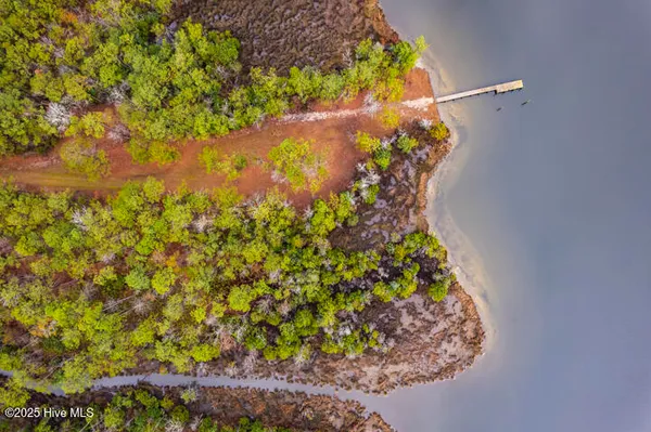 $365,000 | 202 Mills Road, Oriental, NC 28571