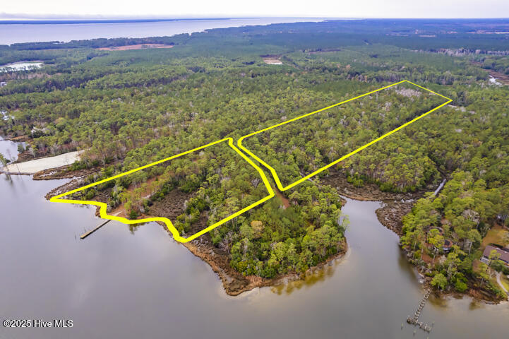 202 Mills Road Oriental, NC 28571 - Photo 9 of 33 Less than 5 Miles from Downtown Oriental