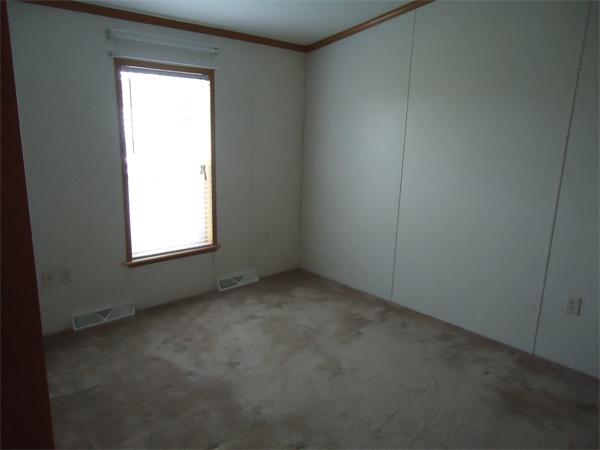 557-122 Southwest Cutoff, Unit 122 Worcester, MA 01607 - Photo 7 of 8 Gallery Image 7