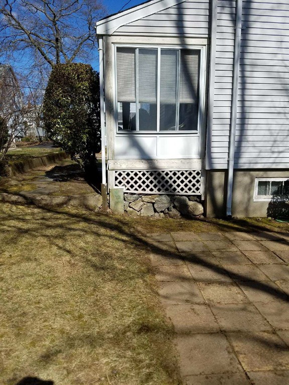 73 Sunset Road Arlington, MA 02474 - Photo 5 of 26 Gallery Image 5