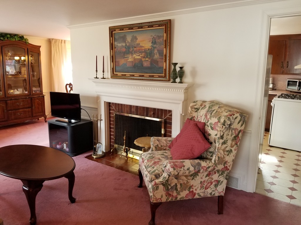 73 Sunset Road Arlington, MA 02474 - Photo 7 of 26 Gallery Image 7