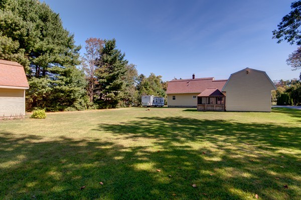 106 Appleton Road Auburn, MA 01501 - Photo 5 of 16 Gallery Image 5
