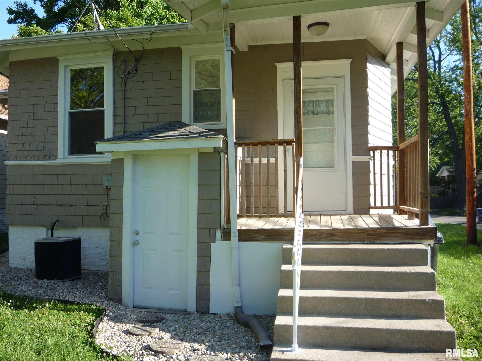 210 West Cedar Street Springfield, IL 62704 - Photo 15 of 16 Gallery Image 15
