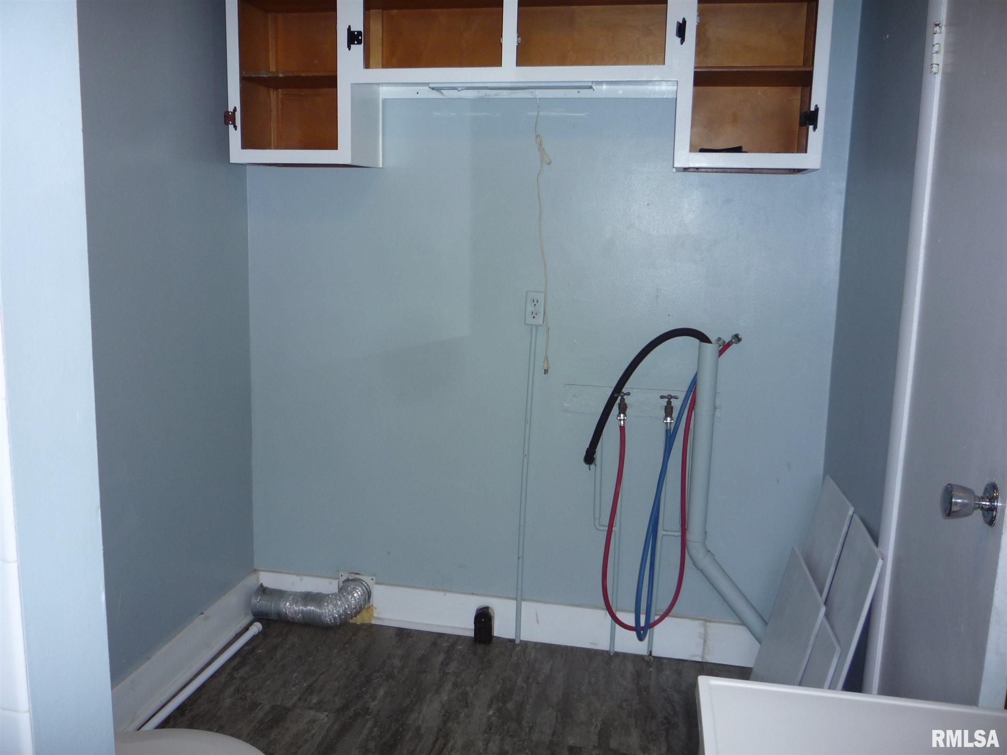 210 West Cedar Street Springfield, IL 62704 - Photo 7 of 16 Gallery Image 7
