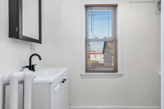 $359,900 | 16 Thomas Street, Fitchburg, MA 01420