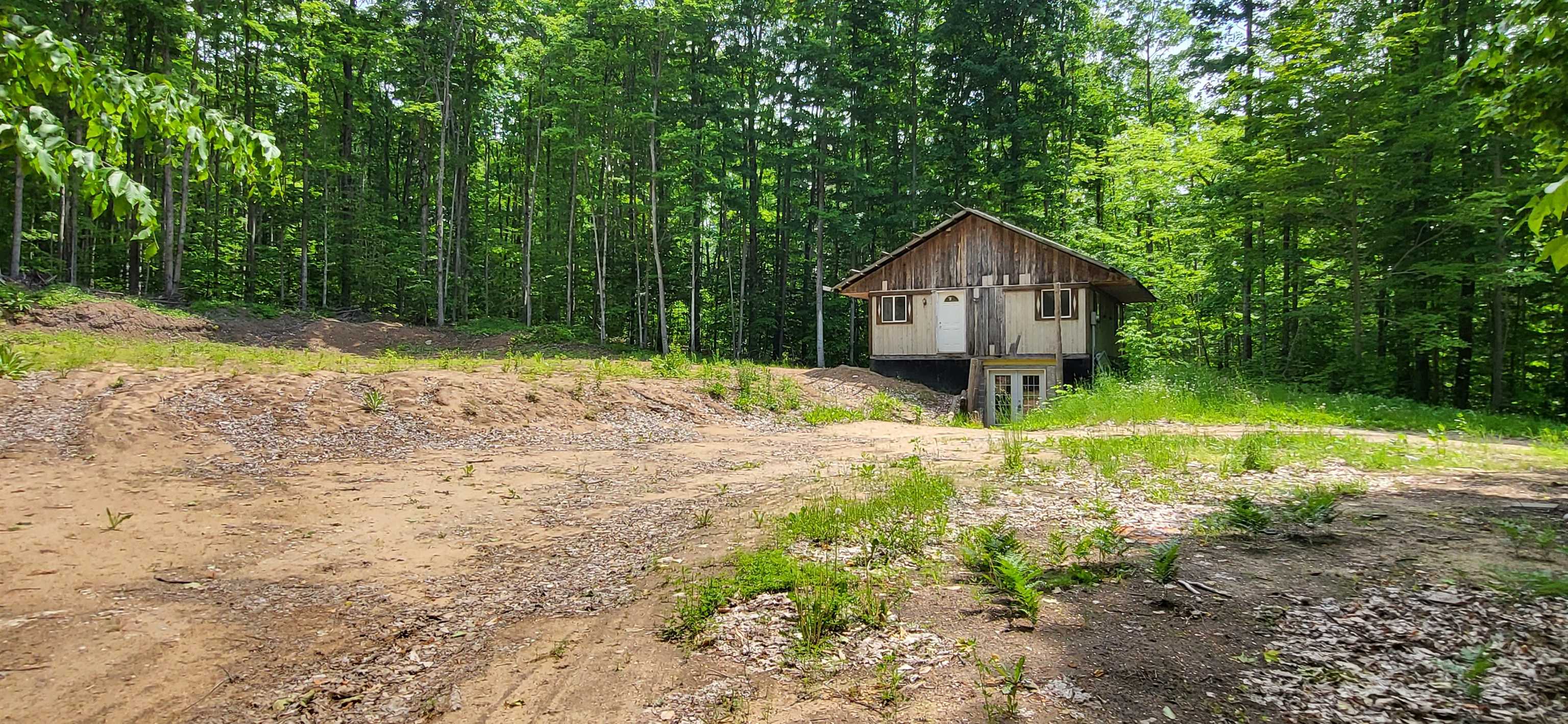 3080 Lewis Road East Jordan, MI 49727 - Photo 22 of 26 1936025-79e4cc49-2486-4ce4-8f1f-bcd34e6c4fb4.JPG