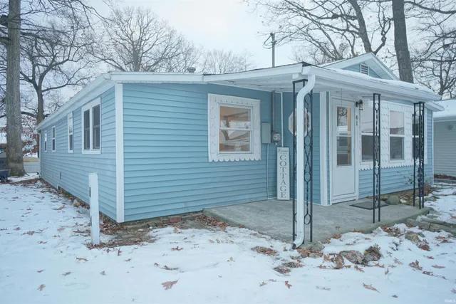 $249,900 | 41 Ems D18C Lane, Syracuse, IN 46567