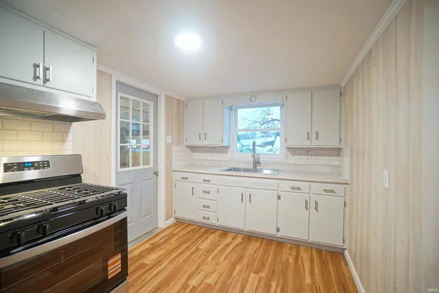 $249,900 | 41 Ems D18C Lane, Syracuse, IN 46567