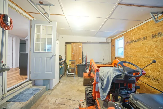 $249,900 | 41 Ems D18C Lane, Syracuse, IN 46567