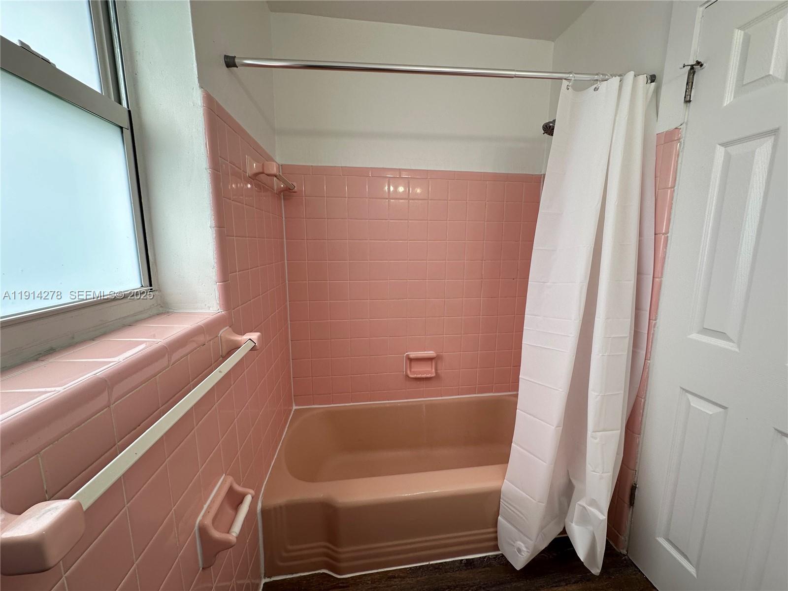 1821 Thomas Street, Unit 7 Hollywood, FL 33020 - Photo 16 of 31