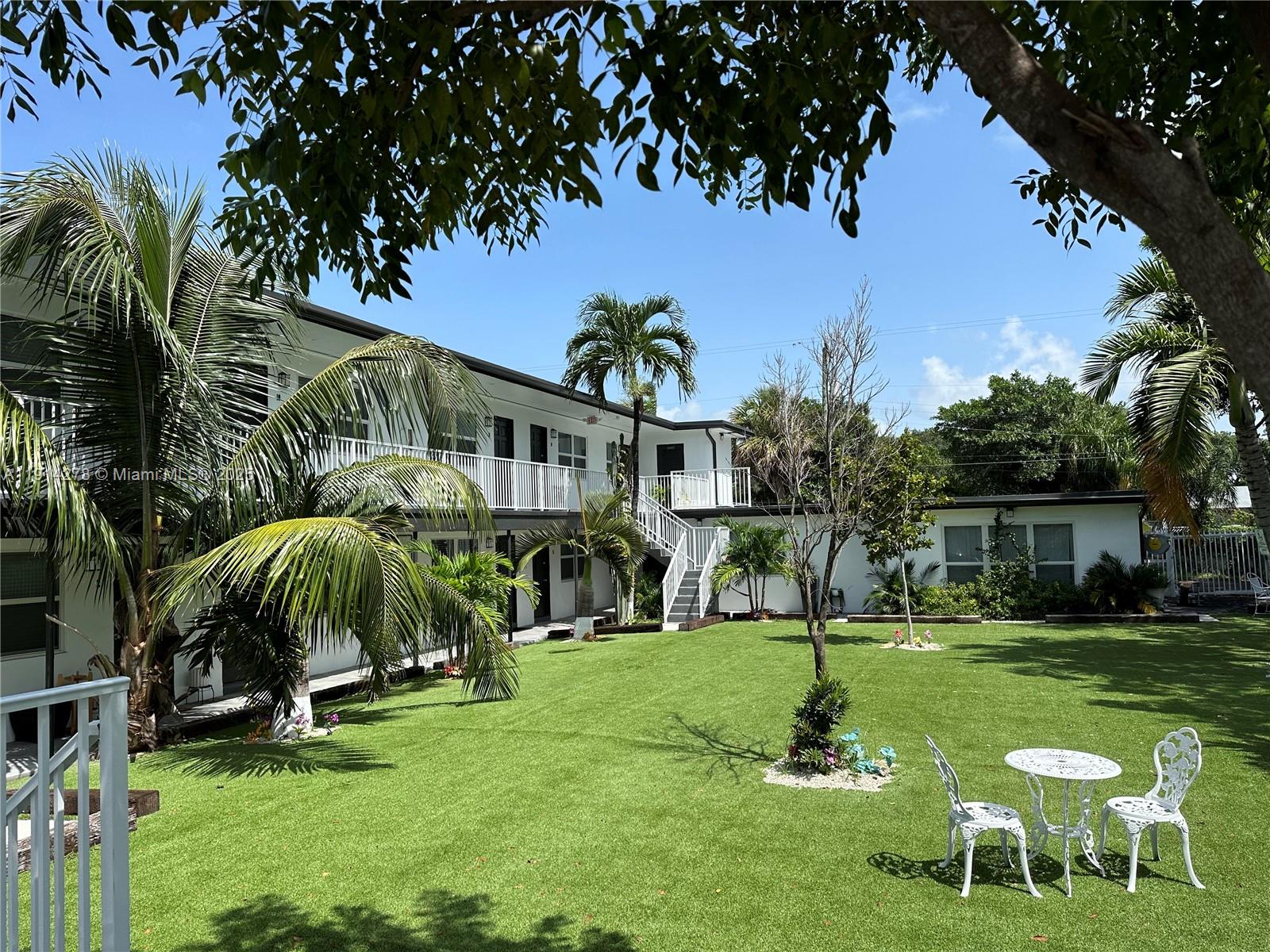 1821 Thomas Street, Unit 7 Hollywood, FL 33020 - Photo 28 of 31