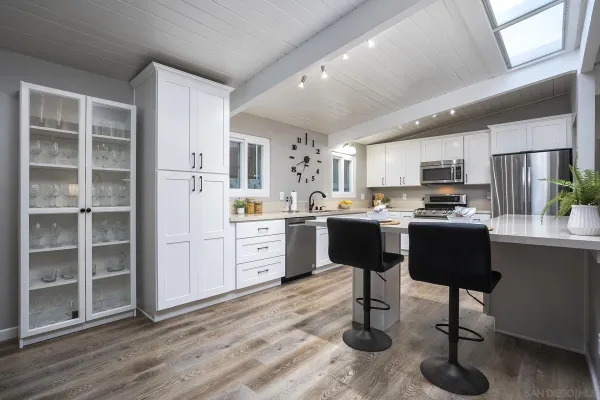 $1,595,000 | 3661 Leland Street, San Diego, CA 92106