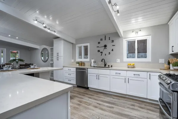 $1,595,000 | 3661 Leland Street, San Diego, CA 92106