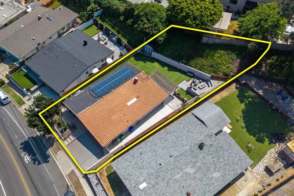 $1,595,000 | 3661 Leland Street, San Diego, CA 92106