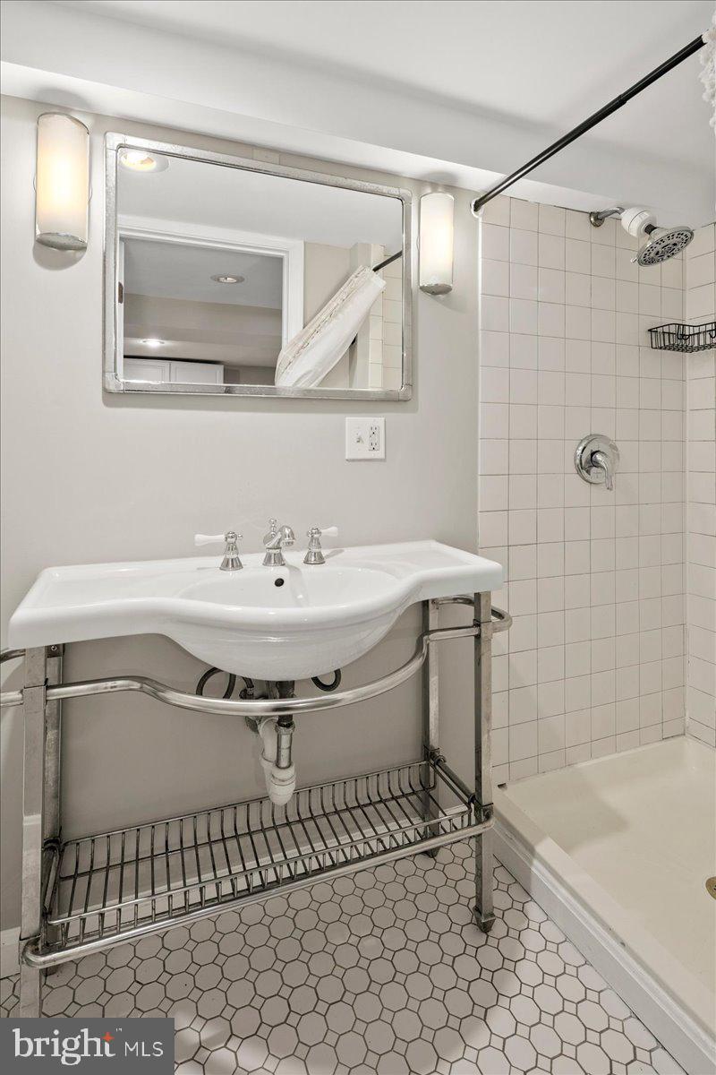 1850 Park Road Northwest Washington, DC 20010 - Photo 44 of 54 Gallery Image 44