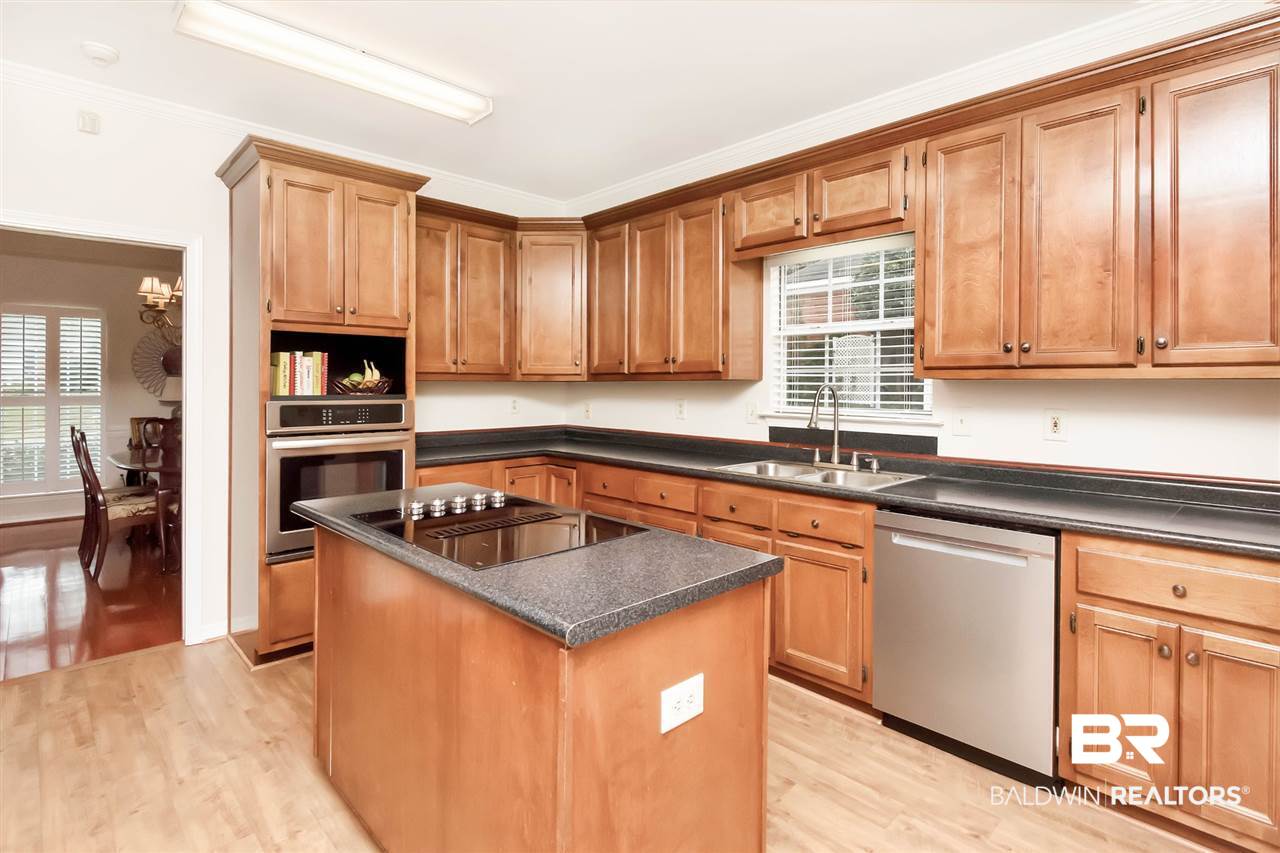 5801 Blue Ridge Drive South Mobile, AL 36693 - Photo 15 of 38