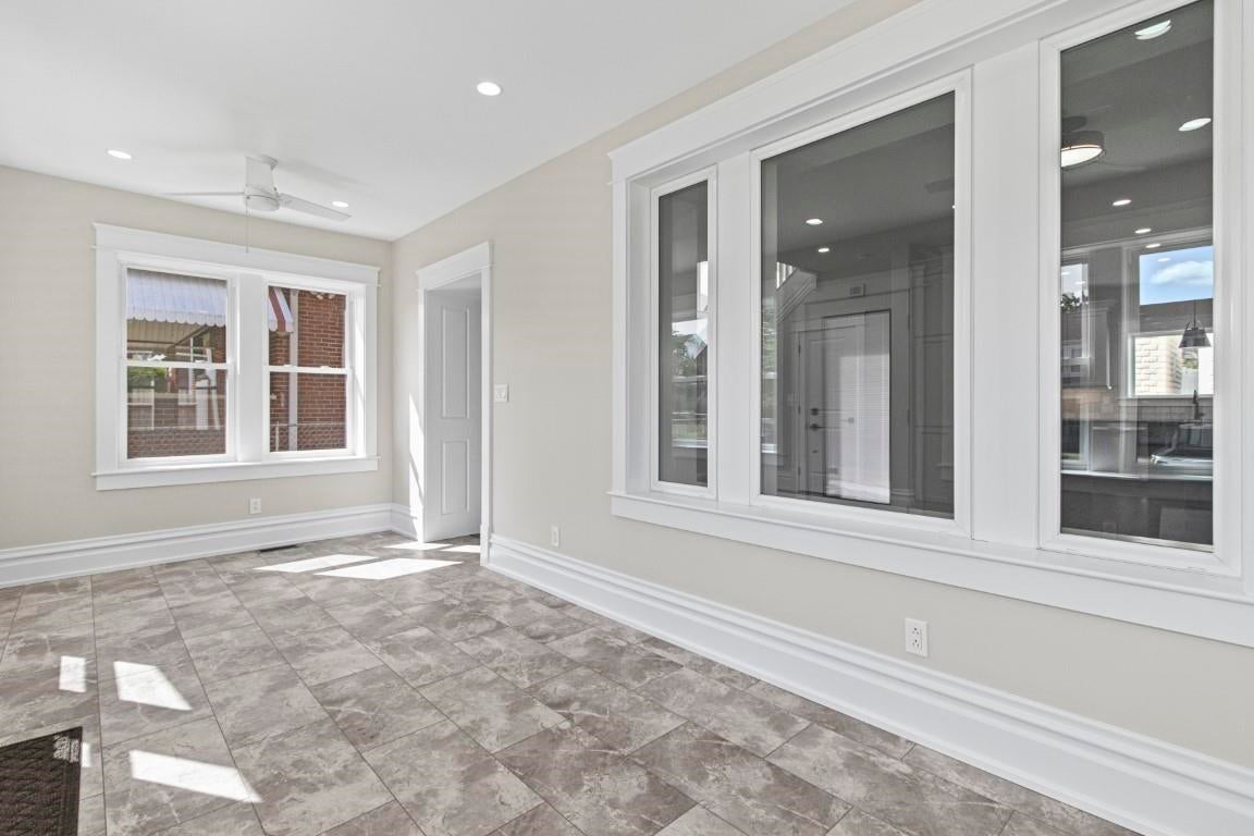 2962 Winters Road Huntington, WV 25702 - Photo 3 of 32 Gallery Image 3