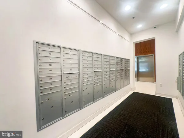 $2,500 | 6506 America Boulevard, Unit 603, Hyattsville, MD 20782