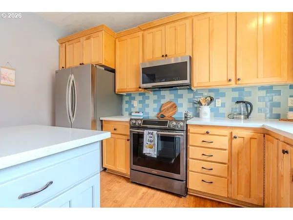 $565,000 | 1861 Northwest Wonderview Avenue, Gresham, OR 97030