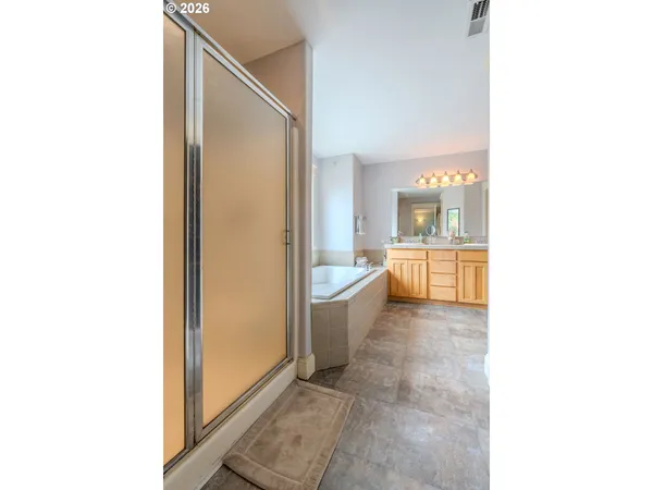 $565,000 | 1861 Northwest Wonderview Avenue, Gresham, OR 97030